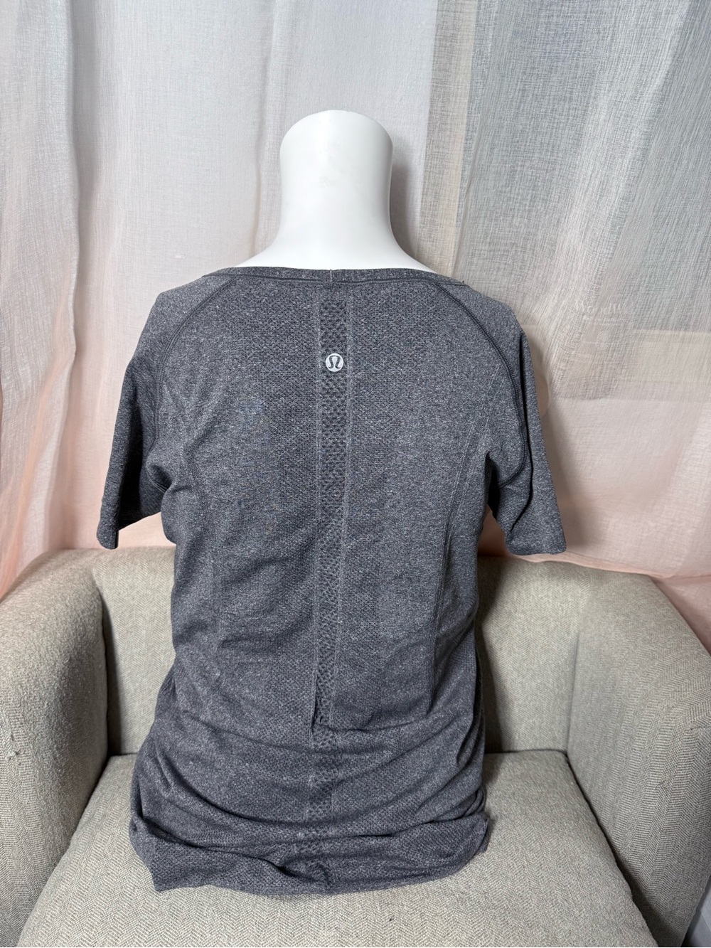 lululemon athletica Charcoal Heather Short Sleeve Tee